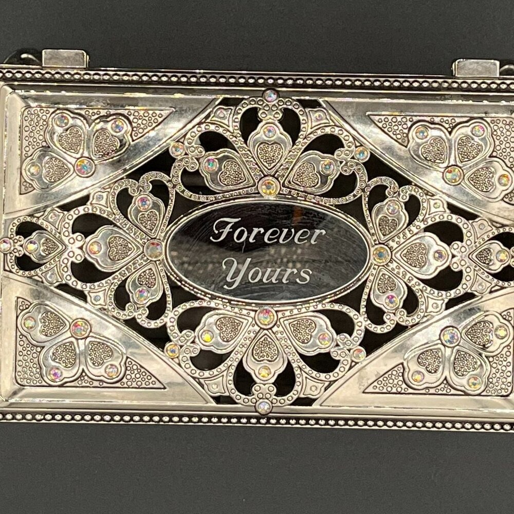 Engraved Anastasia Clover Music Box